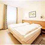 Komfort Appartement mit 1 Schlafzimmer und Balkon im Obergeschoss 182