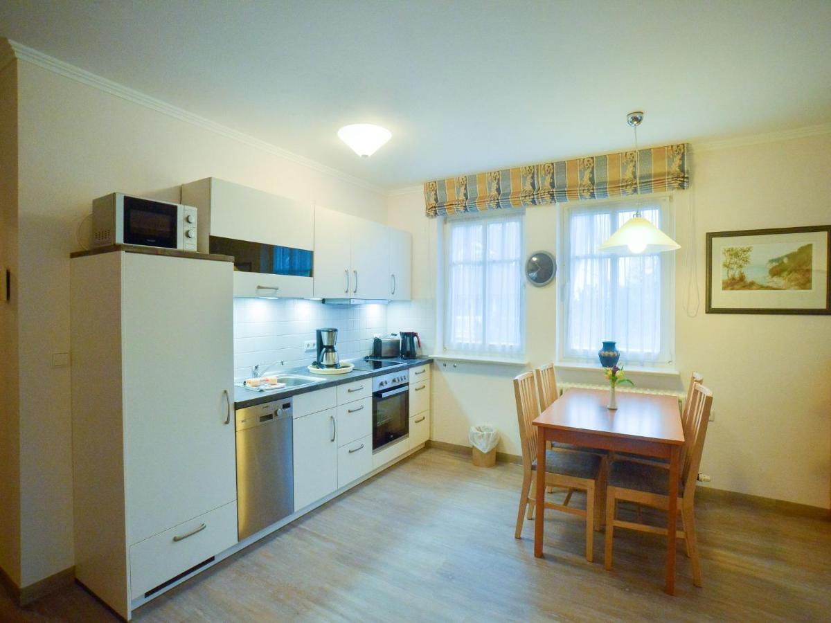 Komfort Mit 1 Schlafzimmer Und Balkon Im Obergeschoss 182