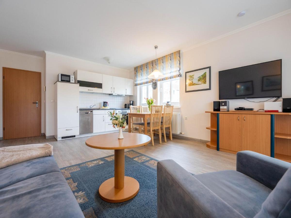Apartment Komfort Mit 1 Schlafzimmer Und Balkon Im Obergeschoss 182 *